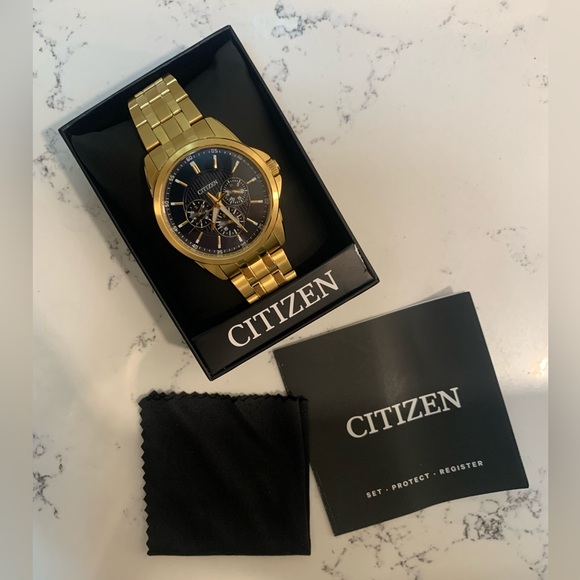 Men’s Citizen gold watch - Picture 4 of 4